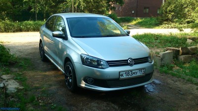 Продаю Volkswagen Polo V 1.6 AT (105 л.с.) Москва