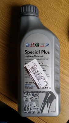Масло Special Plus 5w40 4 литра продам.Москва.