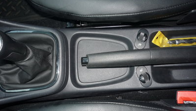 Установка подогрева сидений в трендлайн VW Polo седан.